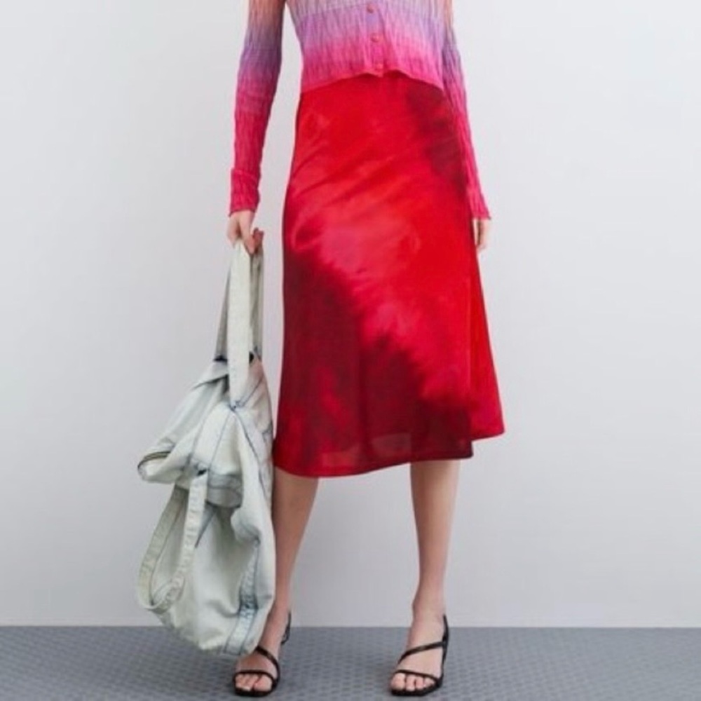 NWOT Zara Red Pink Tie-dye Abstract Print Stretchy Mesh Midi Skirt Size M